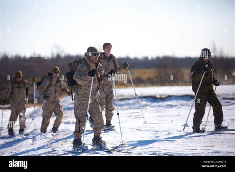 U S Marines From Weapons Company 1st Battalion 25th Marine Regiment