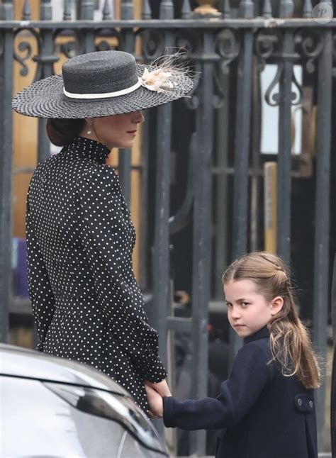 Photo Kate Catherine Middleton Duchesse De Cambridge Et Sa Fille La