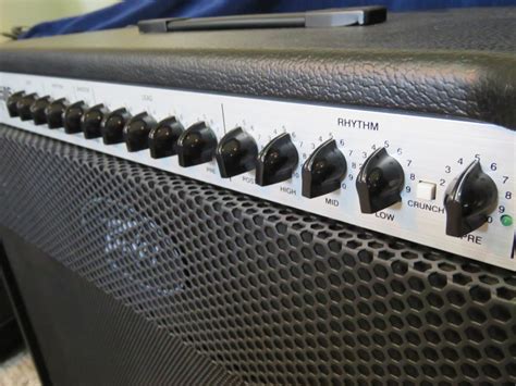 Best Combo Guitar Amps for Gigging - Spinditty