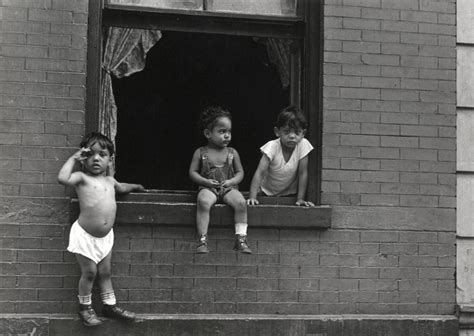 Helen Levitt Five Decades Exhibitions Laurence Miller Gallery