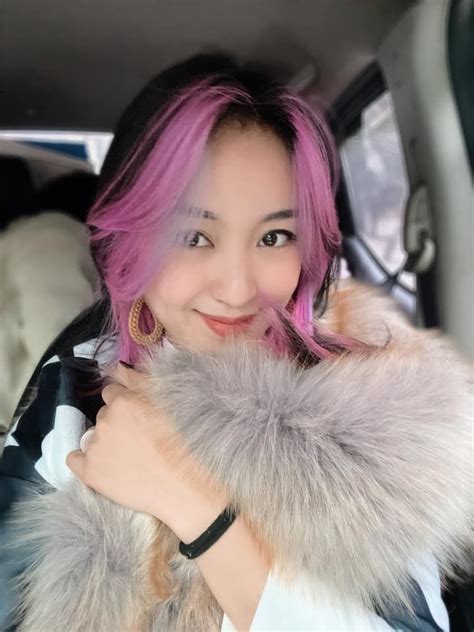 Nhan S C Kh Ng Tu I C A C U Hot Girl Mi V N C Ng Con G I Tu I