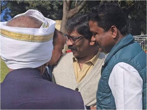 Congress Mla Irfan Ansari Turns Emotional While Meeting Cm Hemant Soren