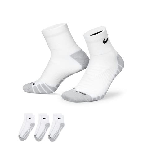 Mens Nike Everyday Max Cushion Quarter 3 Pack Socks Esportingedge