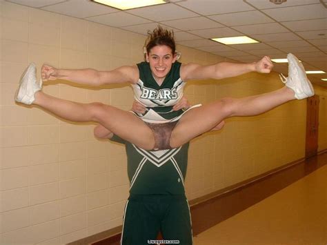 Candid Cheerleaders Flashing Pussy Upicsz