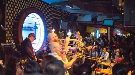 Ways To Celebrate New Years Eve In Ho Chi Minh City In Bar