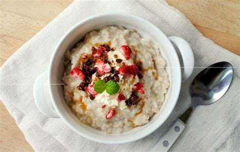 Cream of Wheat Vs Oatmeal: The Differences Will Surprise You!