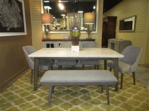 Havertys Dining Table W4 Chairsbench At The Missing Piece