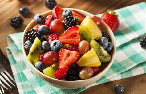 26 Receitas De Salada De Frutas Para Sair Da Mesmice