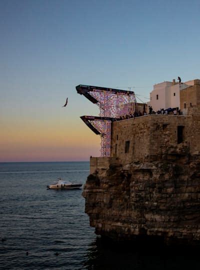 Alla Scoperta Di Polignano A Mare Perla Dell Adriatico