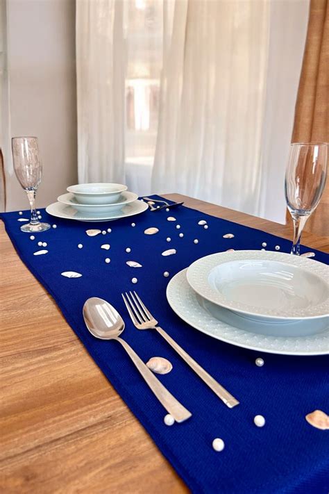 saubers premium lacivert runner  oertuesue dekoratif  oertuesue