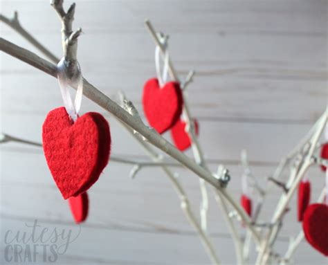 Felt Heart Valentine Ornaments Cutesy Crafts