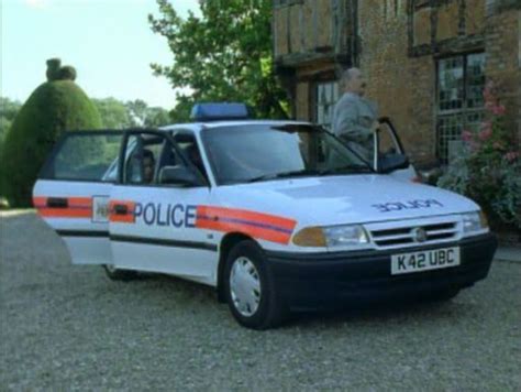 IMCDb.org: 1993 Vauxhall Astra 1.4i LS MkIII in "The Tomorrow People ...