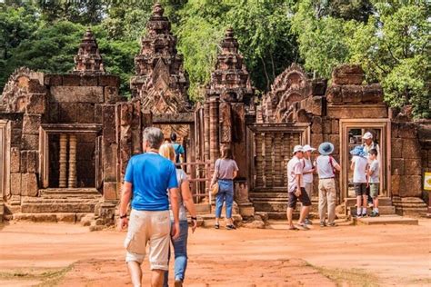 Joint Small Group Tour From Siem Reap