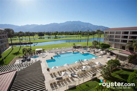 Doubletree By Hilton Hotel Golf Resort Palm Springs Grounds At The