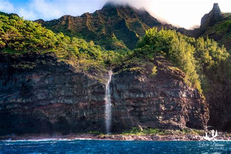 🌅 The 19 Best Waterfalls in Kauai to Visit in 2024 (+Map)