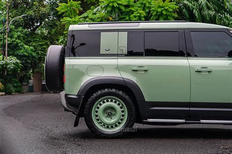 Permaisuri Rotiform Mono Stl With Land Rover Defender L663