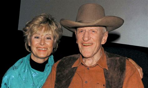 Meet Janet Surtees Who Was James Arness Wife Before His Death