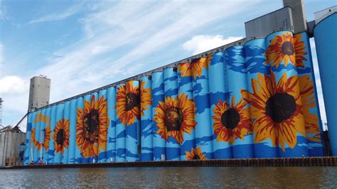 Biggest Mural Painting Jobs In The World Book An Artist Blog