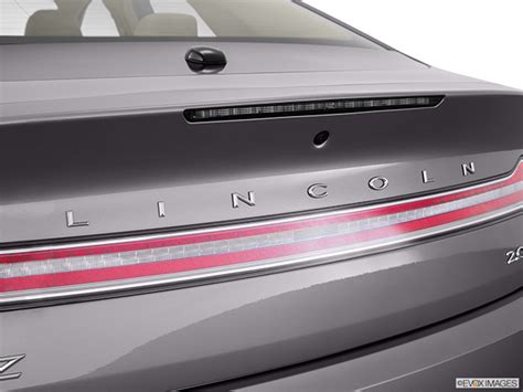 2015 Lincoln Mkz Reviews Price Specs Photos And Trims Drivingca