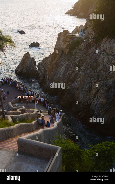 Acapulco Cliff Divers Acapulco, Mexico Stock Photo - Alamy