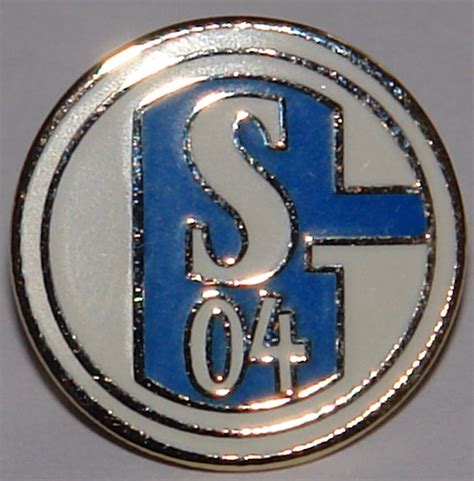 Schalke 04 German Club Badge No 100 Scottish Football Memorabilia