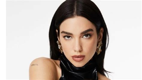 ¿quiénes Son Los Papás De Dua Lipa Y Cómo Se Llaman Sonica