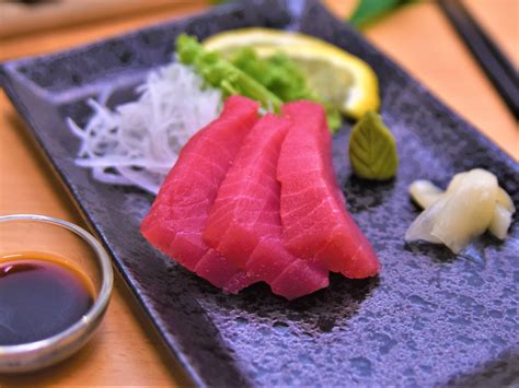 Tuna Sashimi / Maguro Sashimi (7 pcs) | Sushi Delivery Malaysia