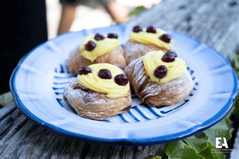 Lo spagnolo Paco Torreblanca è ambasciatore della sfogliatella nel