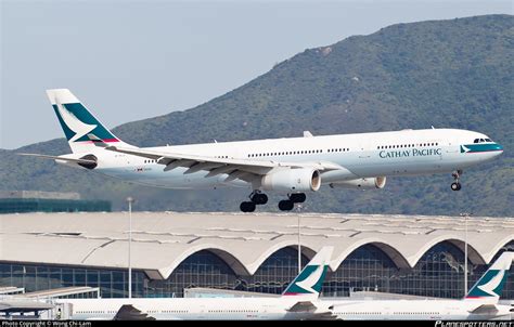 B Hlo Cathay Pacific Airbus A Photo By Wong Chi Lam Id