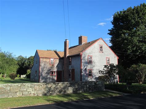 File:Deacon John Buffington House, Swansea MA.jpg - Wikimedia Commons