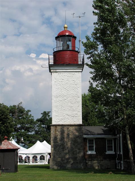 Us Part Of Great Lakes Lake Erie New York Dunkirk Lighthouse