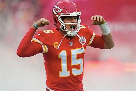 Patrick Mahomes tops Starting QBs rankings for NFL 2023: Where do the ...