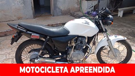 MOTOCICLETA SINAIS DE ADULTERAÇÃO É APREENDIDA PELA PM EM RIO BOM