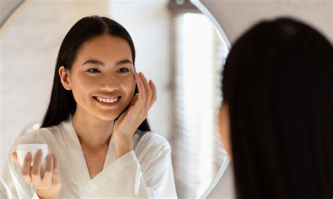 Secretos Coreanos Para Un Contorno De Ojos Radiante Rutina Y Productos