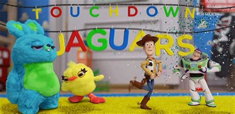 Nfl Disney Get Mostly High Marks For Broadcast Of Toy Story Game