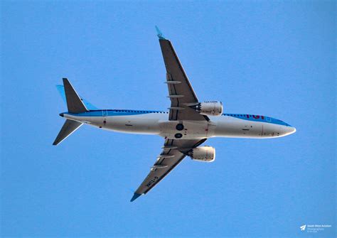 G Tumk Boeing Max Tui Airways Saltford Somerset Flickr