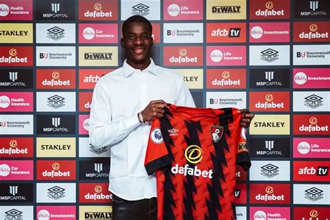 Football Dango Ouattara Rejoint Bertrand Traor En Premier League