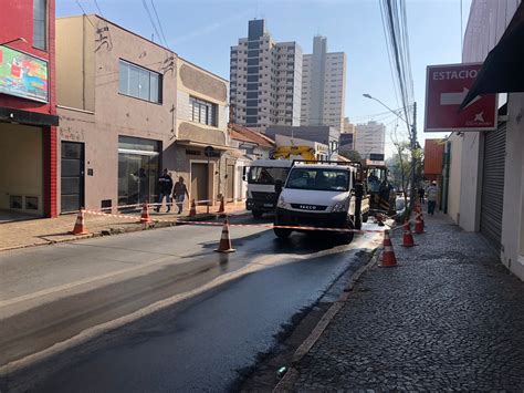 Obras Da BRK Interditam Trecho Da Rua Tiradentes