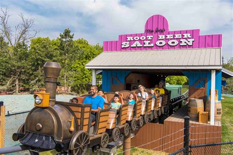 Snoopys Racing Railway 2023 In Canadas Wonderland Eröffnet