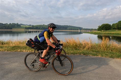 Choisir et optimiser son équipement pour le bikepacking Nature is Bike