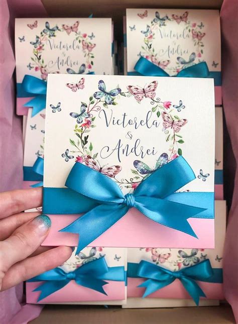 Invitatie Cu Funda Blue Butterfly Weddy Invitatii De Nunta