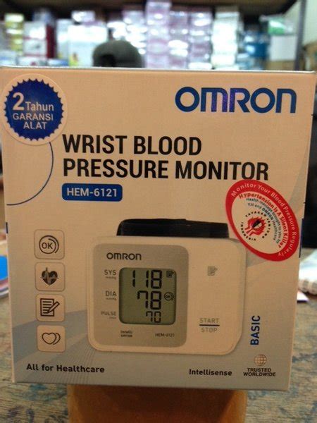 Jual Alat Ukur Tekanan Darah Tensi Meter Omron Hem Pergelangan