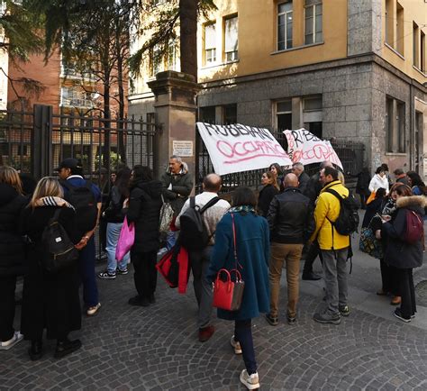 Danni Allistituto Occupato La Preside Fa Denuncia