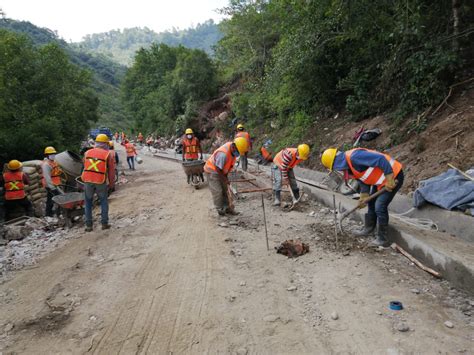 Avanza en la Cañada programa de pavimentación de cabeceras municipales