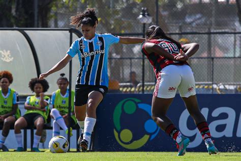 Fora de casa Gurias Gremistas são superadas pelo Flamengo