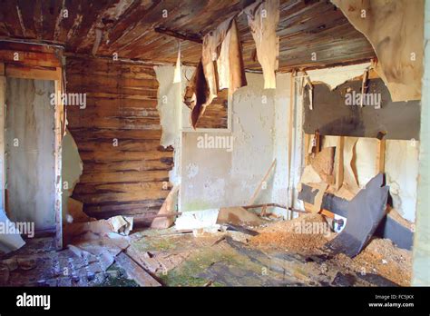 Destroyed Room Hi Res Stock Photography And Images Alamy