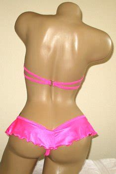 SEXY BANDEAU TOP RUFFLE THONG BIKINI NEW LOOK