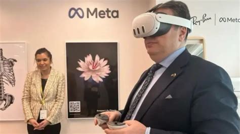 Асен Василев сложи VR очила и поиска МЕТА да спре руската пропаганда ...