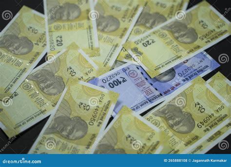 100and 20 Rupees Indian Currency or Rupiya. Stock Photo - Image of ...