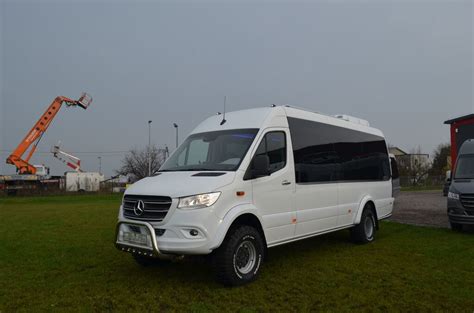 MERCEDES BENZ Sprinter 519 4x4 High And Low Drive Minibus Nowy Truck1